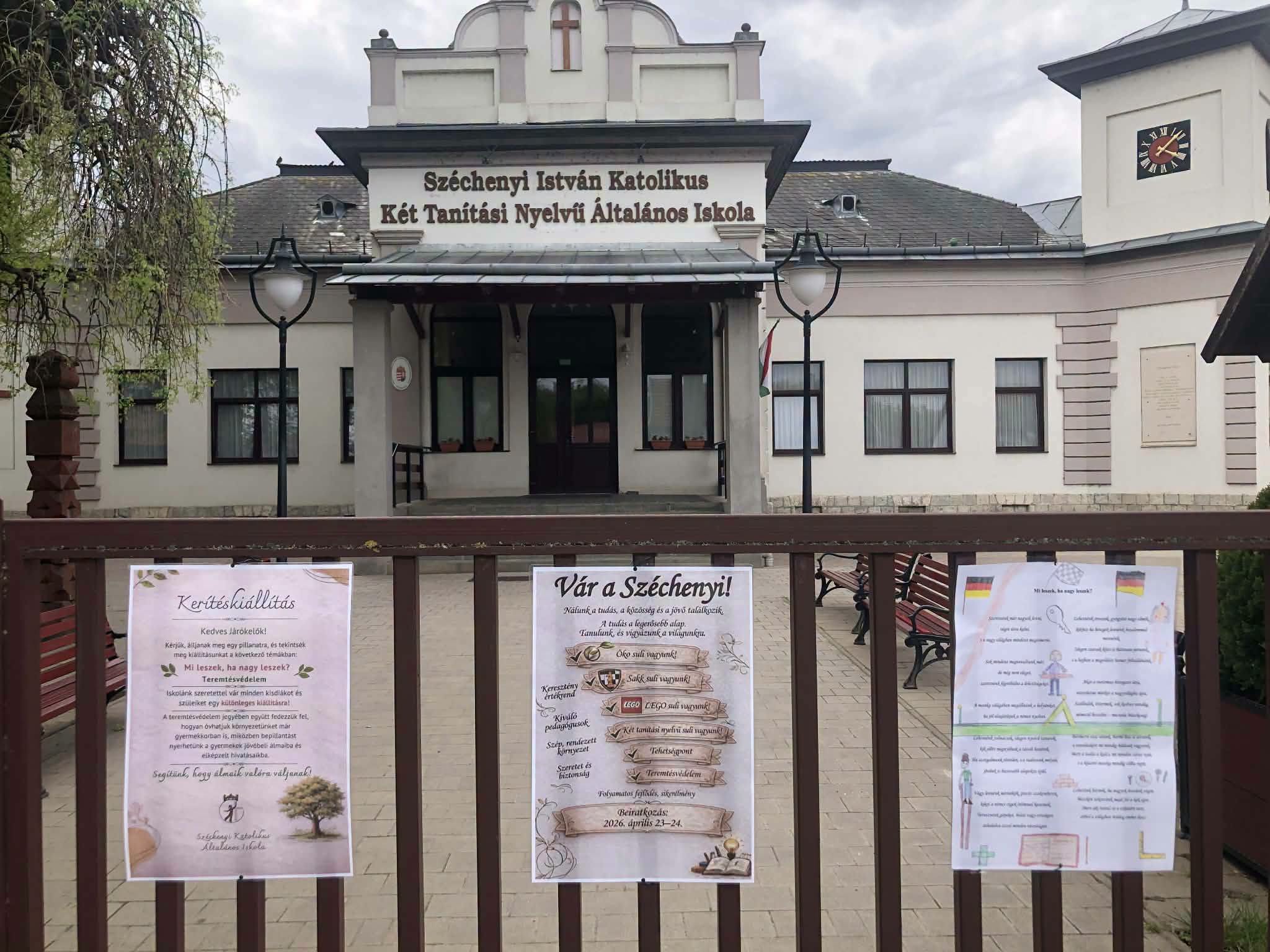 Újra életre kel a kerítés: gyermeki teremtett világ