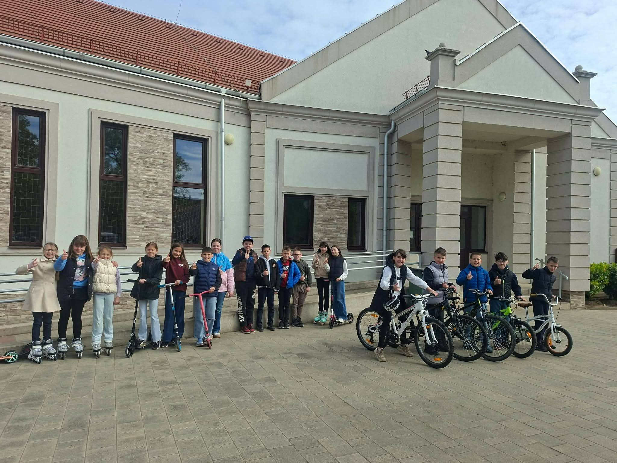 677774304_122178581012875812_7290890181502851185_n