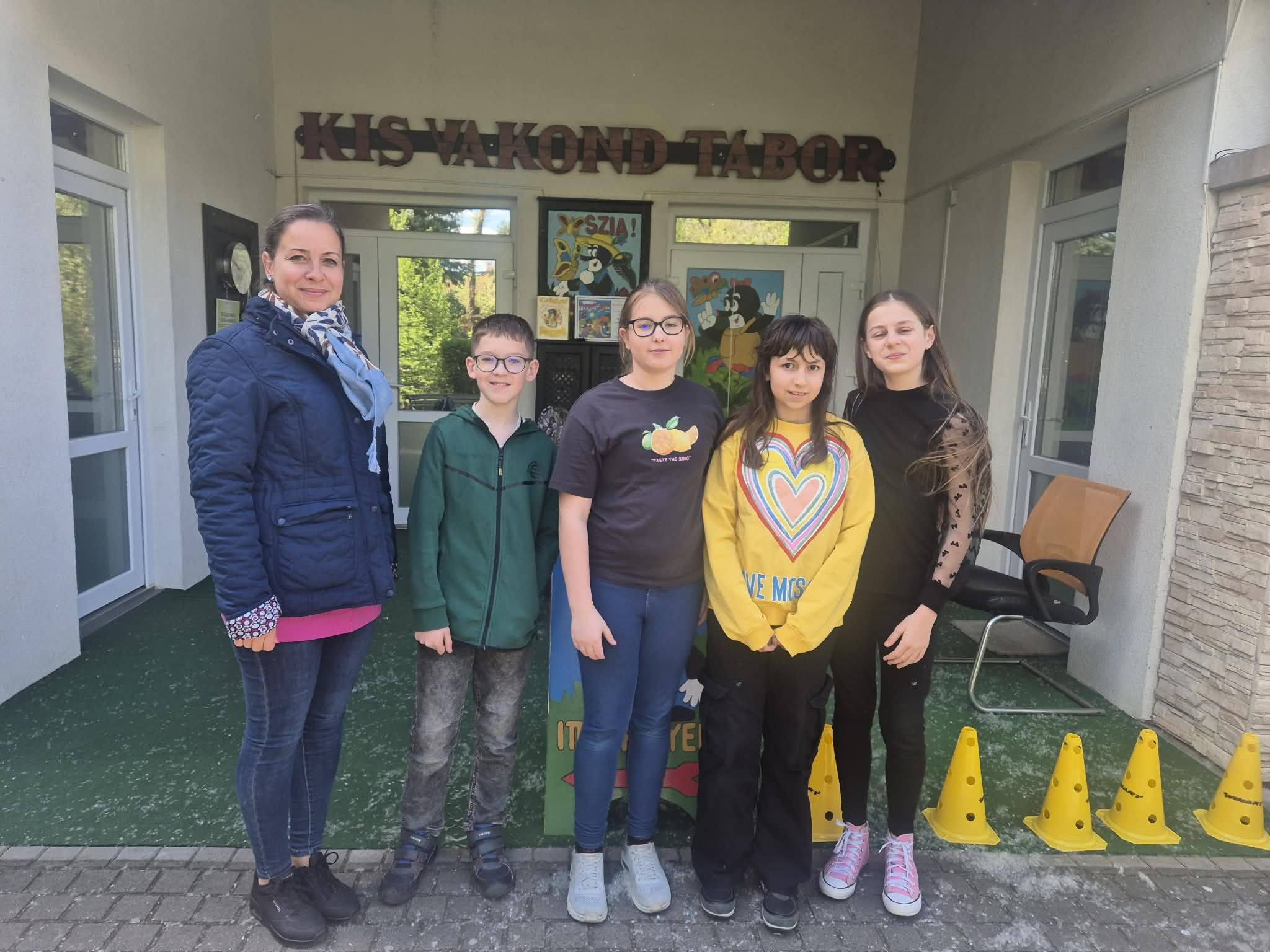 677779742_122178774062875812_3402179246497997659_n