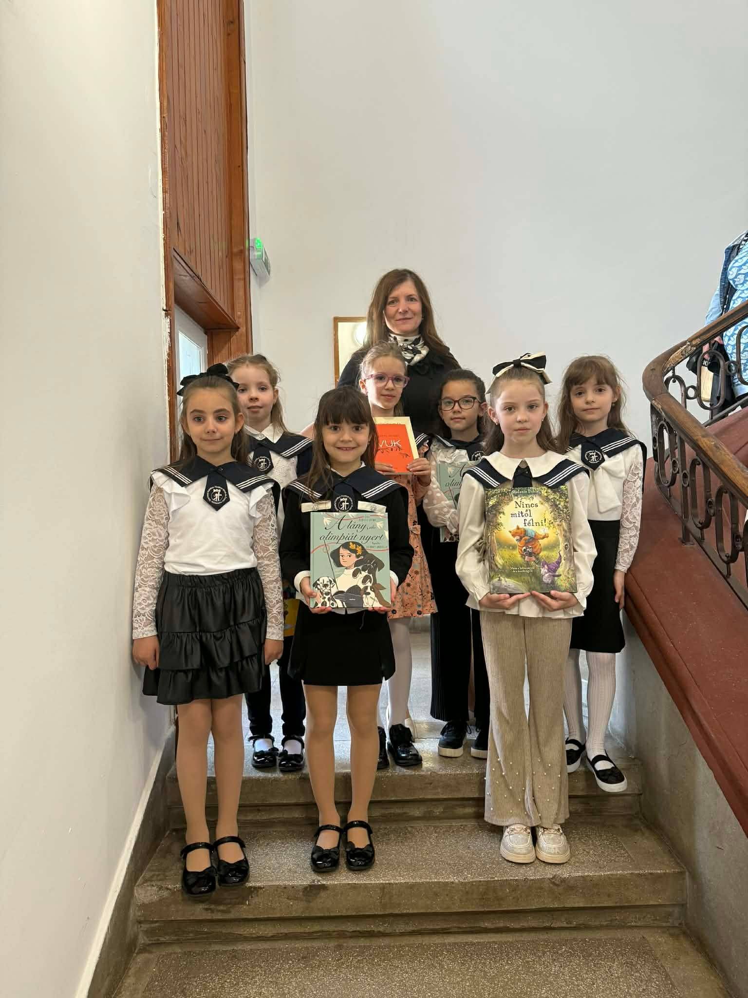 677817587_122178572492875812_1162403910473944477_n