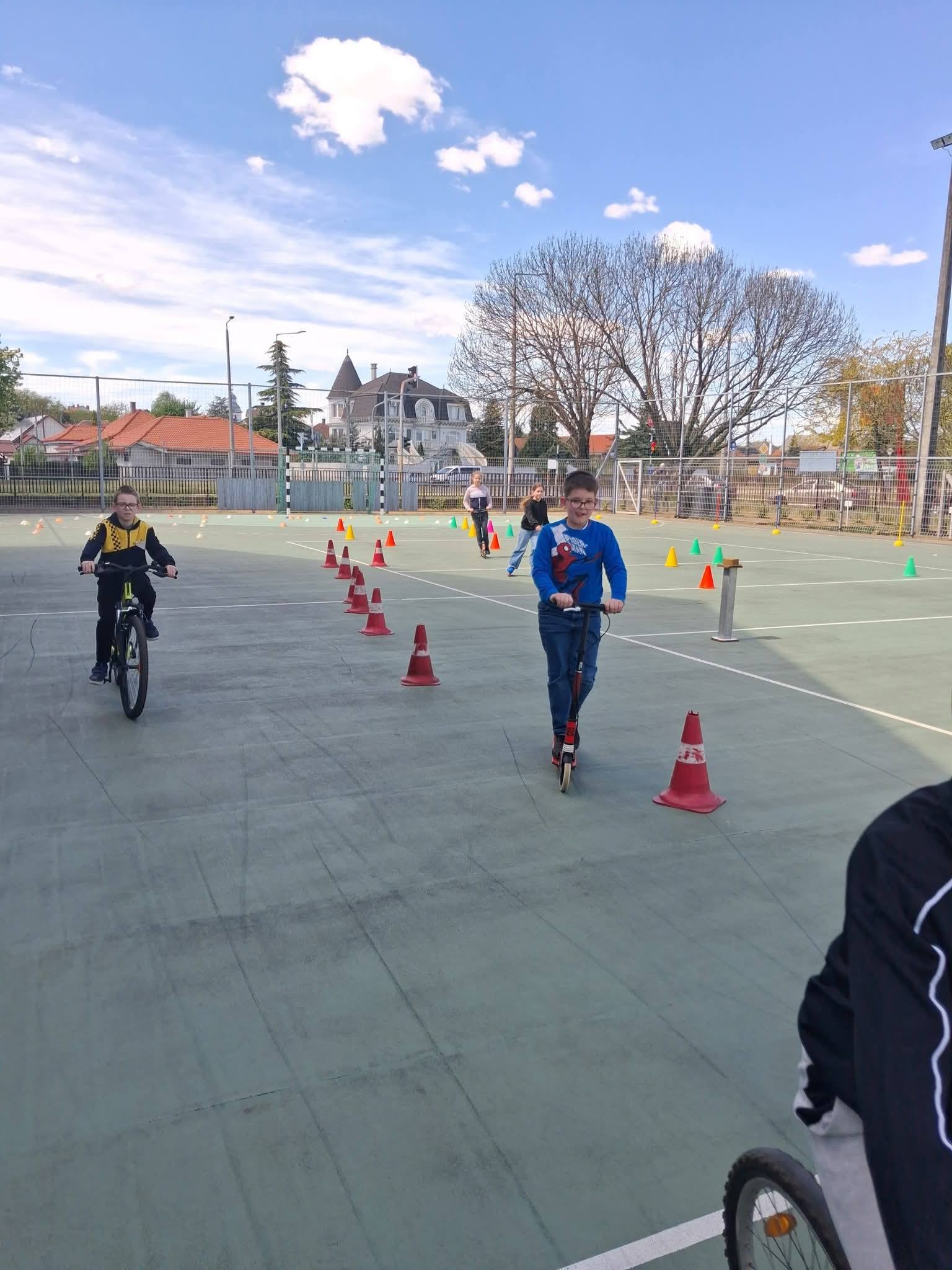 679101040_122178580880875812_1634671304663387381_n