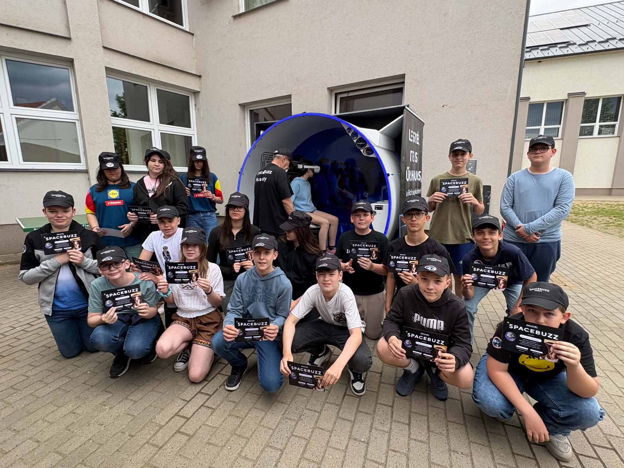 SpaceBuzz űrprojekt a Széchenyiben