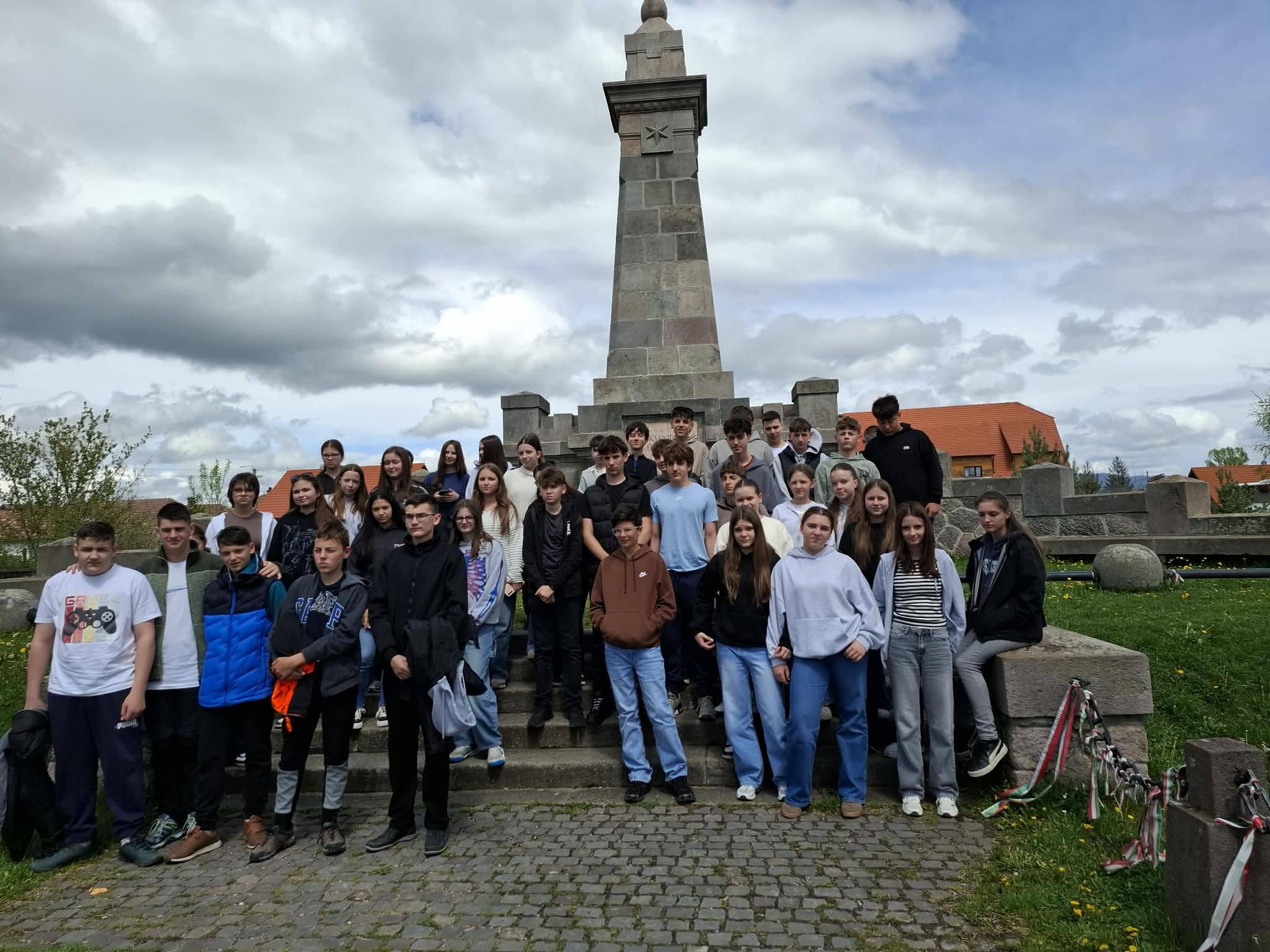 Határtalanul – Kőrösfői kertek alatt a hetedik évfolyam!